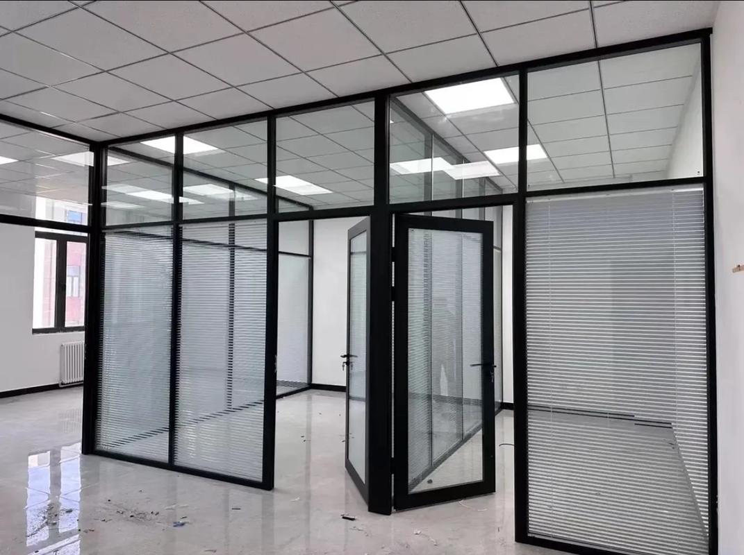 西安玻璃隔断玻璃的厚度的相关知识